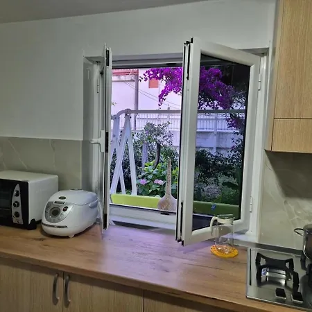 Holiday home Vlorasea *