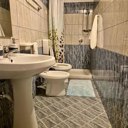 Vlorasea Holiday home *