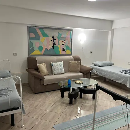 بيت للعطل Urbanoasi Terra فلورا